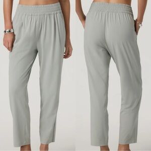 Vuori Women's Straight Leg Pants in Light Gray